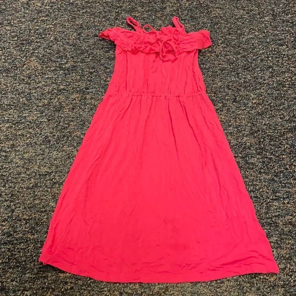 Old Navy Pink Cold Shoulder dress sz. M